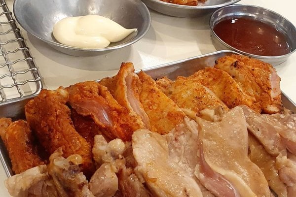 厚岩洞炭火铁板鸡