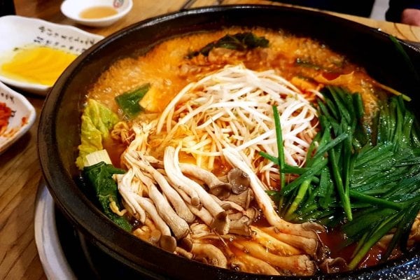 盛京手工饺子火锅专门店 钟路店
