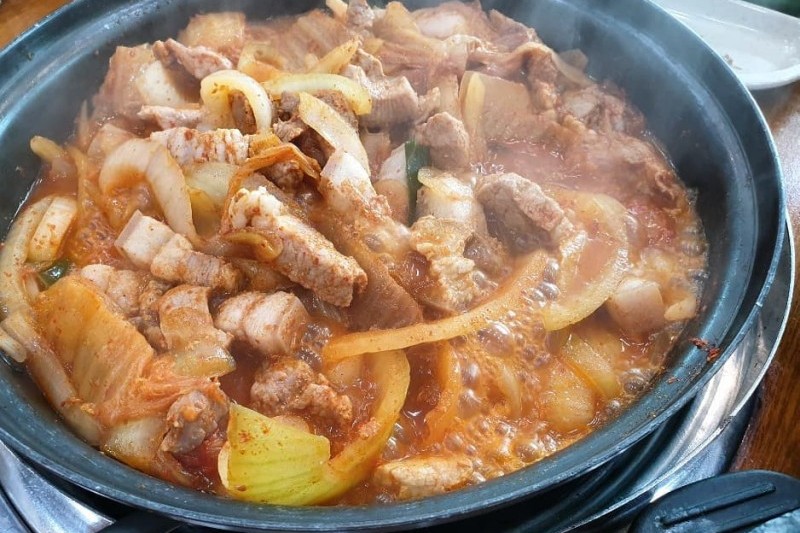 辣炒大块猪肉