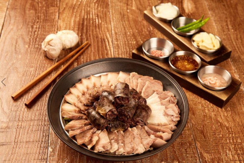 富强玉 
