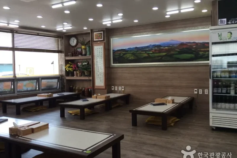 十字路口饭店 
