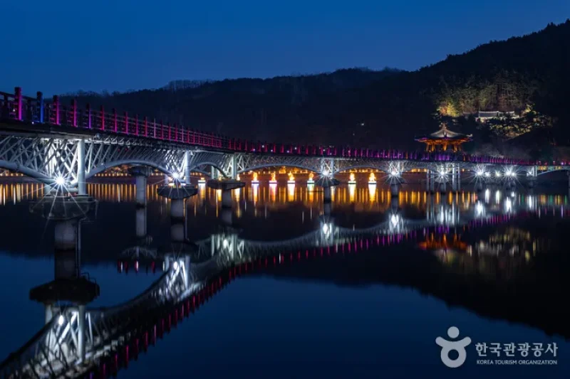 月映桥（월영교）