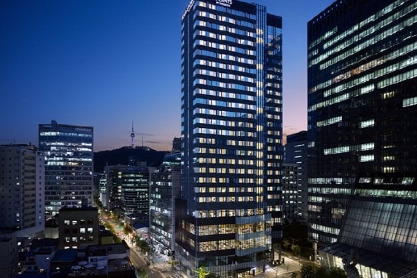 首尔明洞福朋喜来登朝鲜酒店포포인츠 바이 쉐라톤 조선 서울 명동