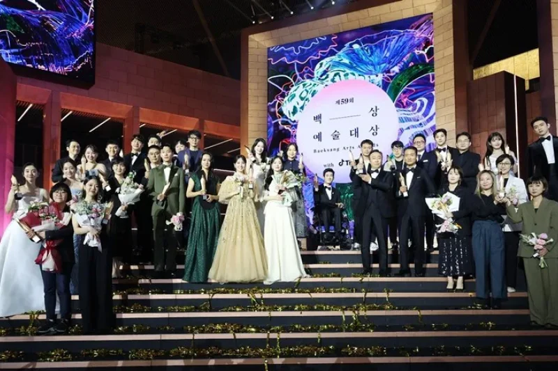 【立即确认】2024年第60届百想艺术大赏颁奖典礼门票 