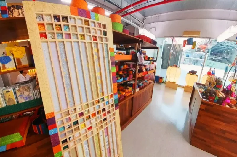 韩纸想法 LeeDak 画廊 仁川Sangsang Platform店