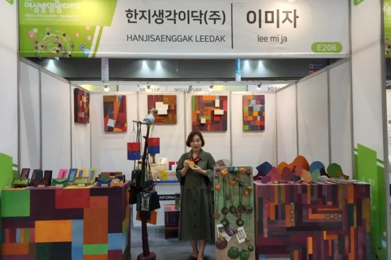 韩纸想法 LeeDak 画廊 仁川Sangsang Platform店