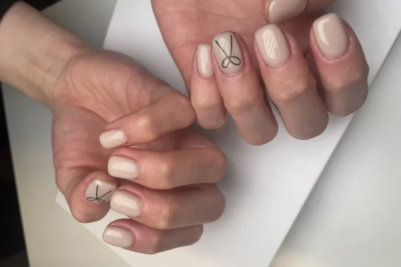 Nail Kimlee：弘大美甲与睫毛烫 – 潮流韩国美容沙龙