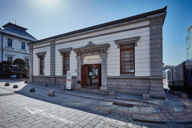仁川开港场近代建筑展示馆