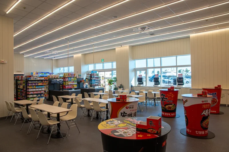 CU 旺山游艇码头分店 - 方便面图书馆