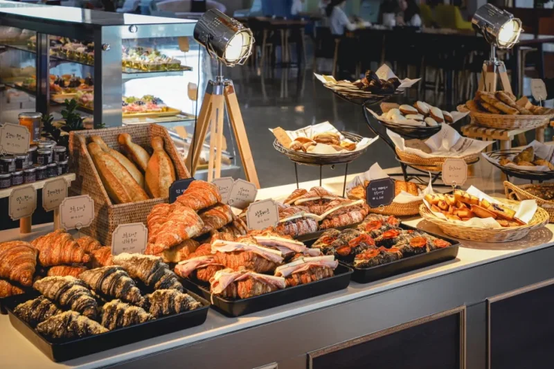 东洋盐田 Bakery Cafe / Studio &amp; Gallery (21/30)